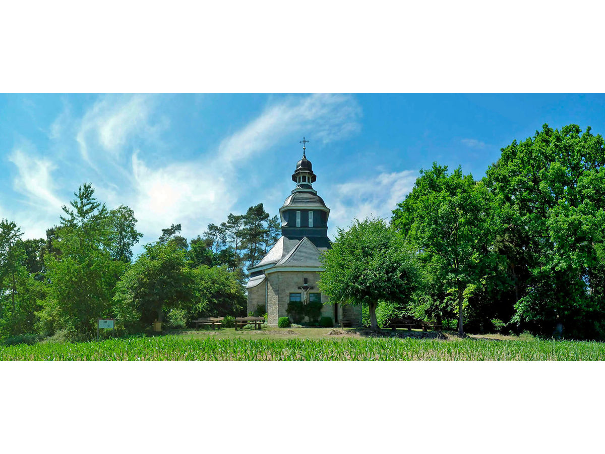 Die Weingartenkapelle in Naumburg, geweiht zu Ehren der Gottesmutter Maria (Foto: Karl-Franz Thiede)